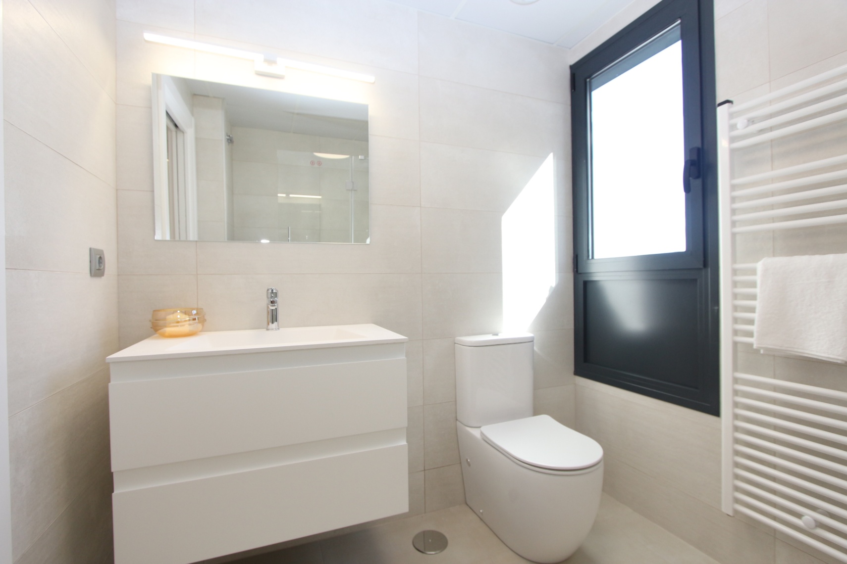 Exclusive Penthouse with Stunning Sea Views