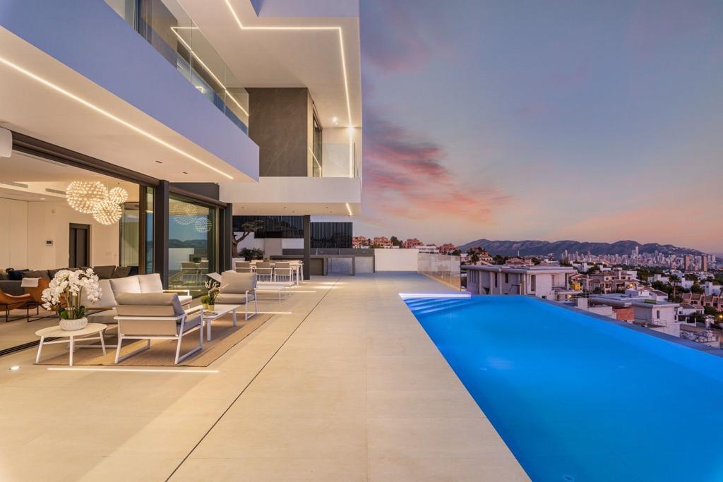 Atemberaubende Luxusvilla in Finestrat