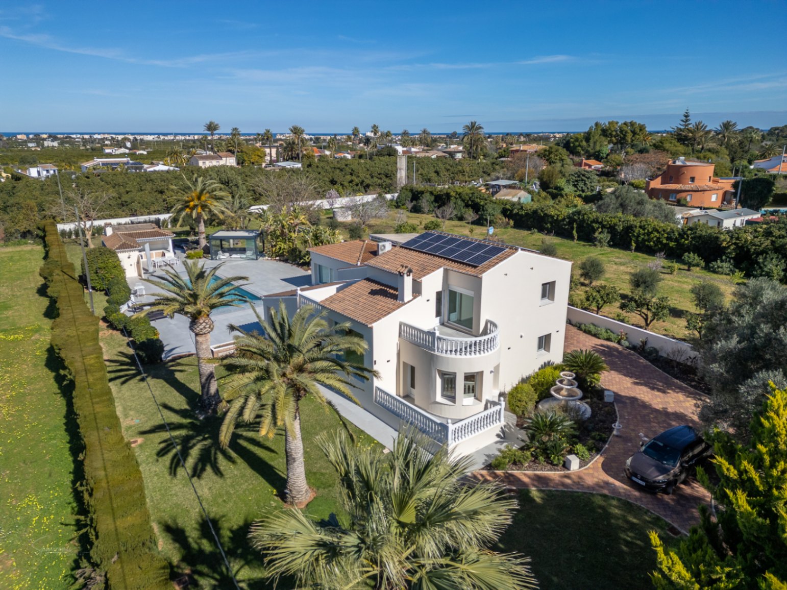 Luxe villa in Dénia met verwarmd zwembad