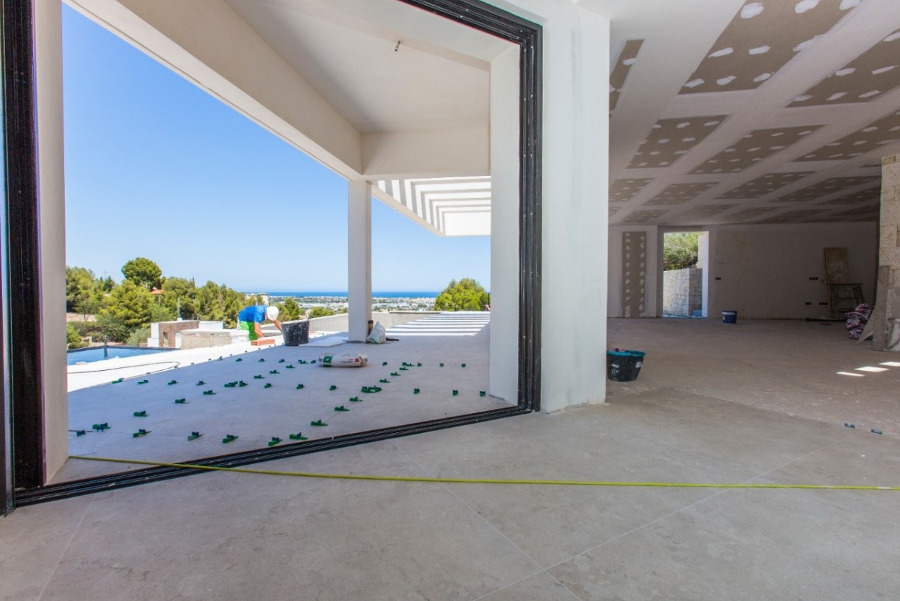 Villa moderne en construction avec vue sur la mer à Dénia