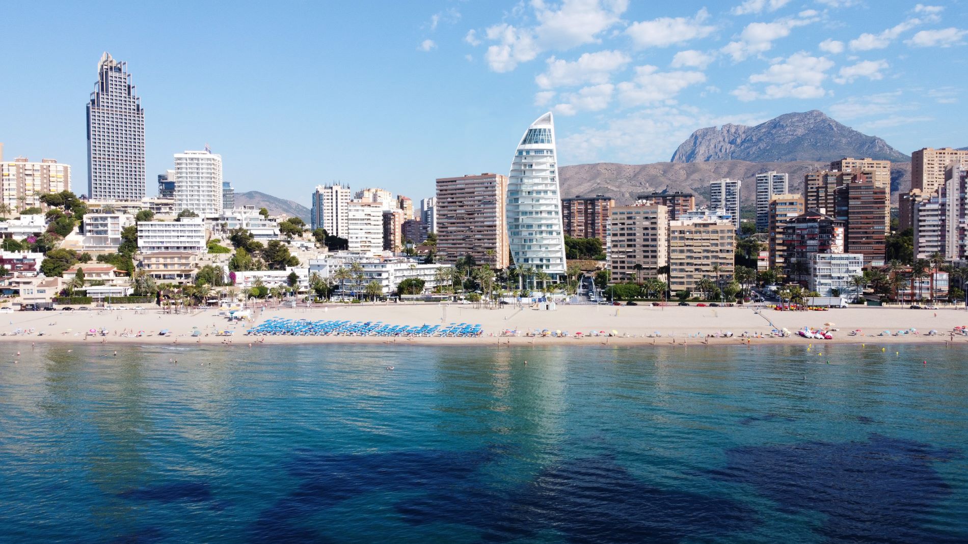 Luxury 2 bedroom apartment on the first line of Poniente beach in Benidorm