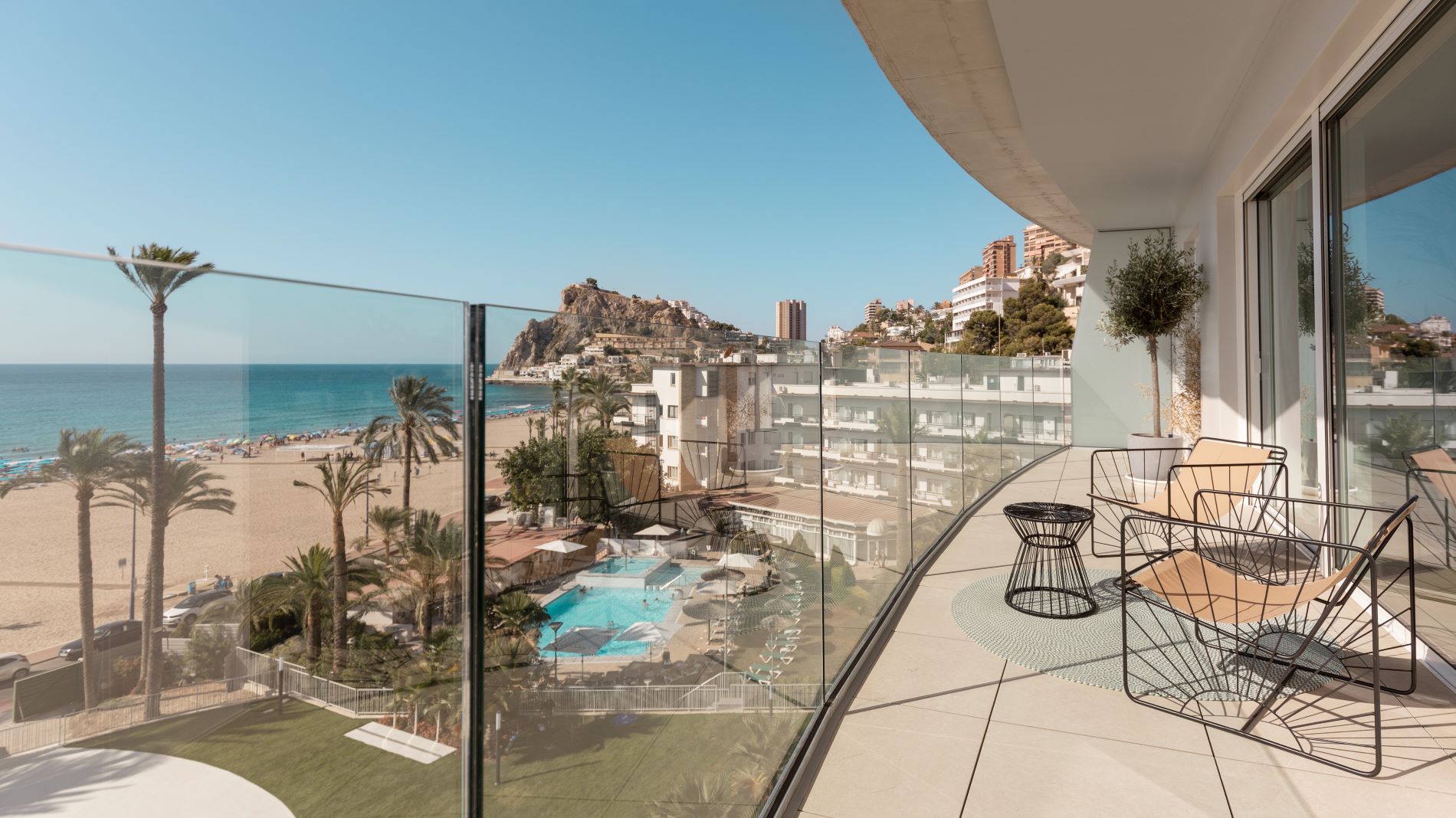 Luxury 2 bedroom apartment on the first line of Poniente beach in Benidorm